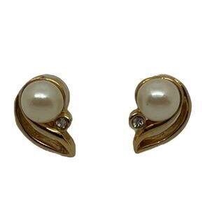 Faux Pearl & Crystal Stud Earrings Gold Tone Swirl Design